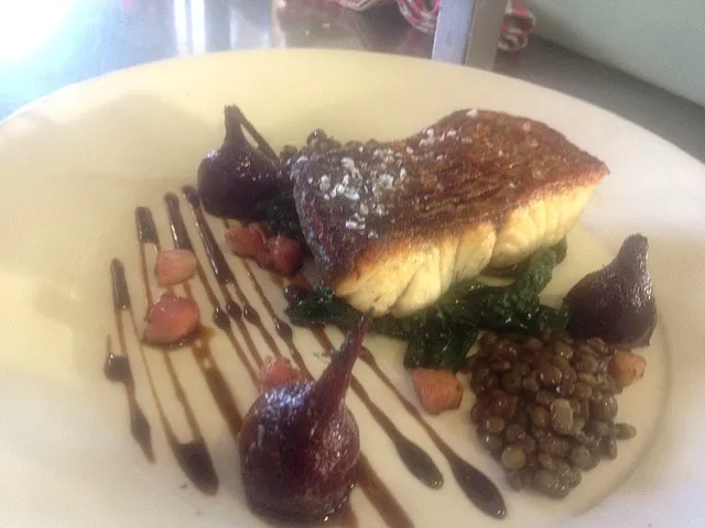 roasted barramundi, baby beets, lentils, cavelo nero, pedro ximinez reduction|ryanさん