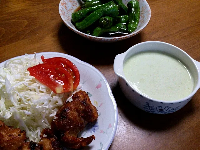 唐揚げ  ししとうのお浸し  枝豆冷製スープ|おはぎさん