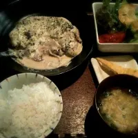 Snapdishの料理写真:鶏のいい感じ定食|古賀勇樹さん