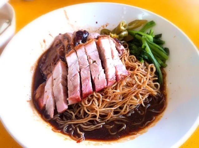 Roast duck and pork dry mee|stevenさん