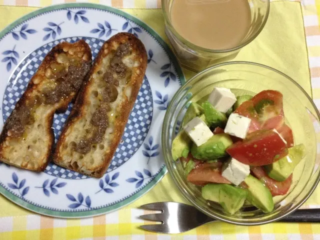 Snapdishの料理写真:どう見ても朝食だろ～！  な夕御飯|ぺんぎんさん