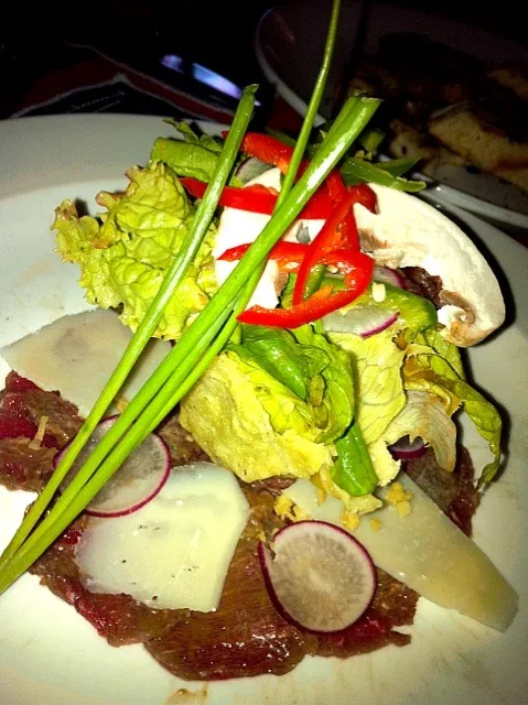 beef carpaccio|Nathalie Straversさん