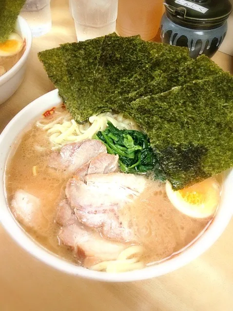 家系ラーメン|しのぶーさん