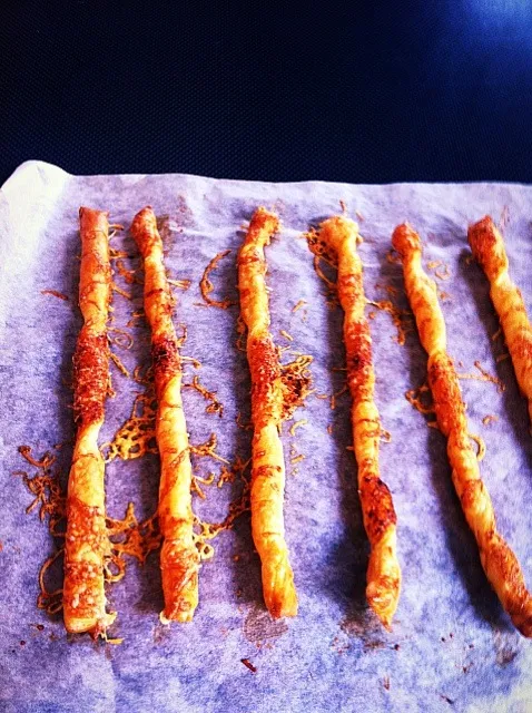 Gruyere Cheese Twists|Amanda Gardnerさん