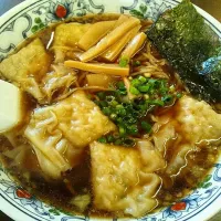 Snapdishの料理写真:豪めん…ワンタン麺|菅原恵里子さん