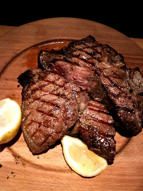 best grilled beefsteak in florence|xuwuxuさん