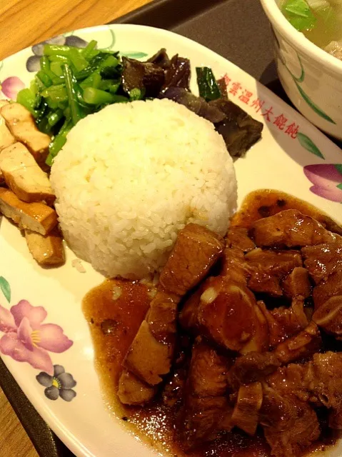 Snapdishの料理写真:豉汁小排飯|Funky Chefさん