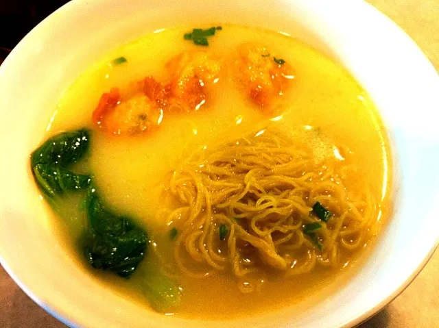 Old Town egg soup noodle|stevenさん