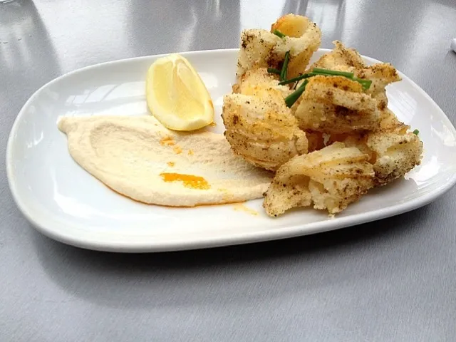 Salt & Pepper Squid w-Almond Skordalia|Amanda Gardnerさん