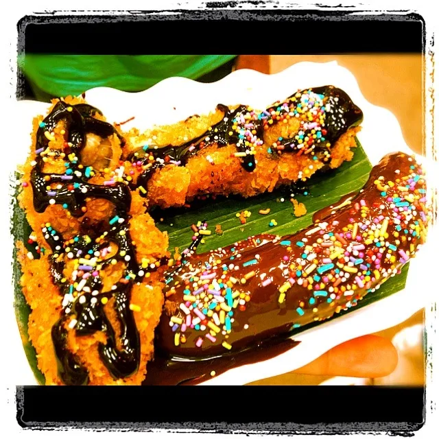 fried bananas and banana dip in chocolate|sanさん