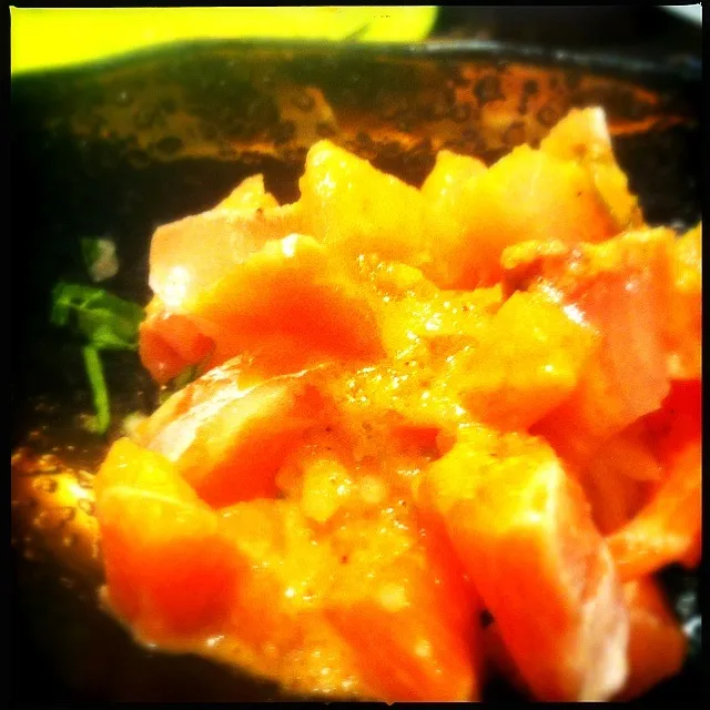 Spicy Salmon with Rice|Bryan Kamさん