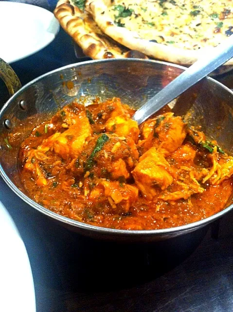 karahi chicken with garlic naan|Diepak Kisoensinghさん