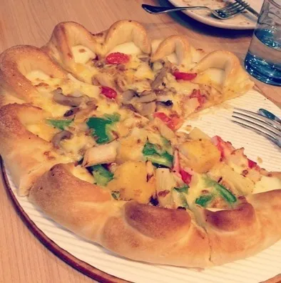 Snapdishの料理写真:芝心pizza|tatamiさん