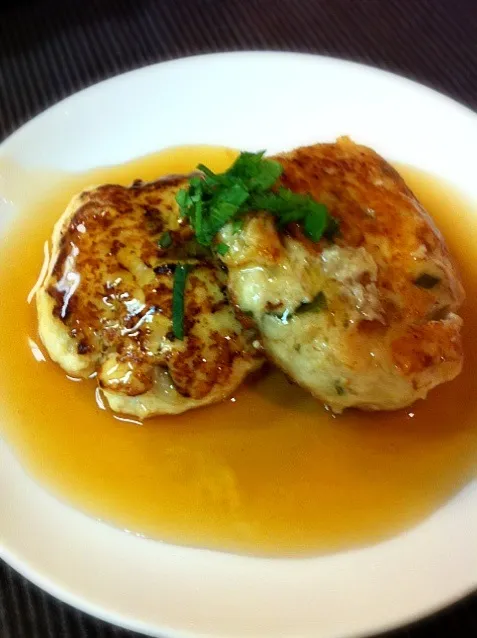 Snapdishの料理写真:豆腐と鶏ひき肉のハンバーグあんかけで|Sakikoさん