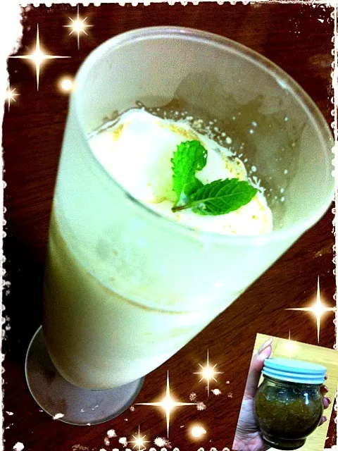 Snapdishの料理写真:これはいける！生姜ミルク♪ Ginger Milk 生姜ジャム作っちゃいました(*^^*)  I made ginger jam this is good!|Babyelephant-Tさん