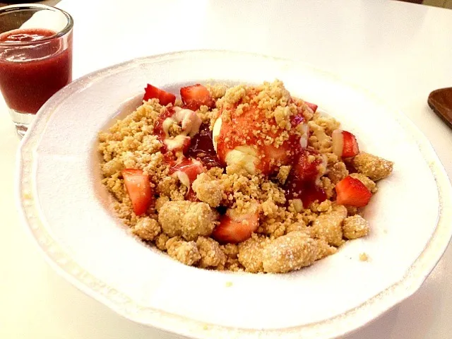 strawberry crumble pancake^^|Watashiさん