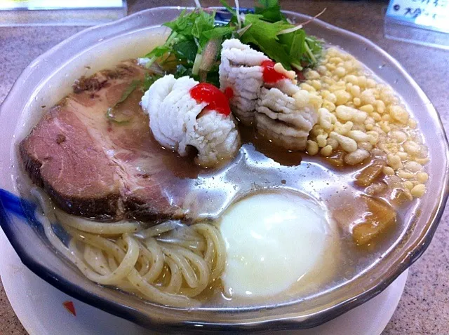 4種の貝＋鶏スープの冷たい塩ラーメン|ひろすぃーさん