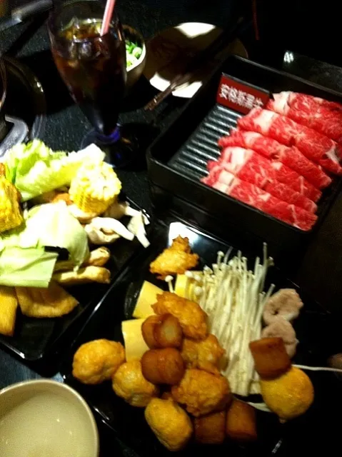 Snapdishの料理写真:anyone want hotpot 🍶🍴🍶|😜🍟🍘🍚🍣💂🍝i like to eatさん