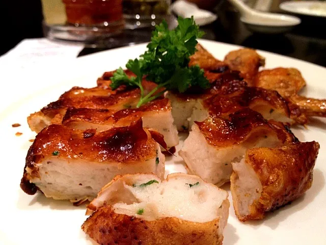 minced squid stuffed chicken skin|willzさん