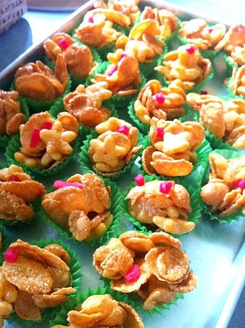 honey cornflakes|farhah waheedaさん