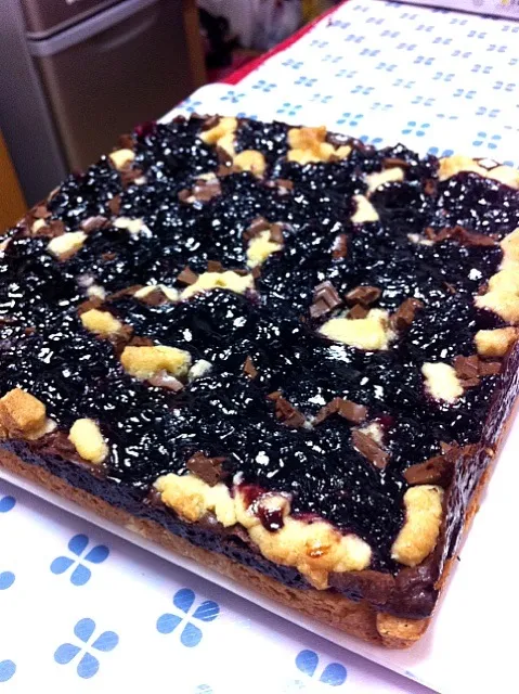 chocolate blueberry crumb bars|Bugenさん