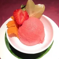 strawberry ice cream|lulaさん