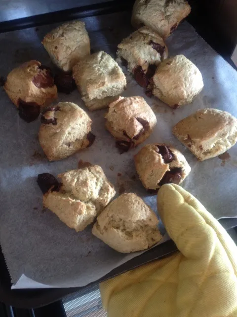 chocolate scone with grain|yumiさん