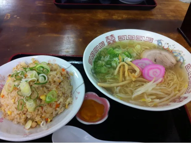 倉吉牛骨ラーメン|たけさん