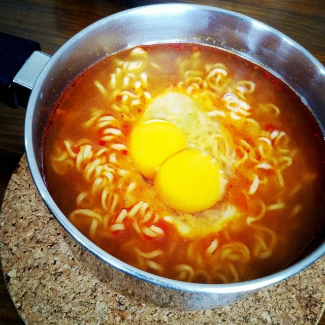 サッポロ一番ピリ辛みそラーメンチゲ風|kokkoさん