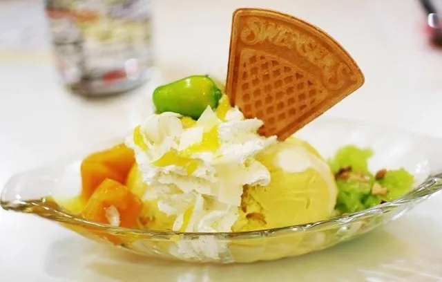 Snapdishの料理写真:🍦Mango Boat🍦|🍀Jaoh Ohlunlaa🍀さん