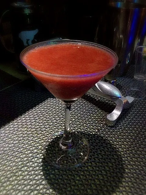 Snapdishの料理写真:Strawberry Martini|lunayaさん