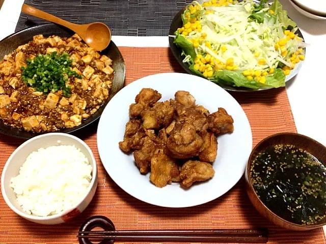 唐揚げ、麻婆豆腐、サラダ、わかめスープ♡|yuiさん