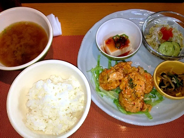 本日のランチ『海老マヨ』|なっちゃんさん