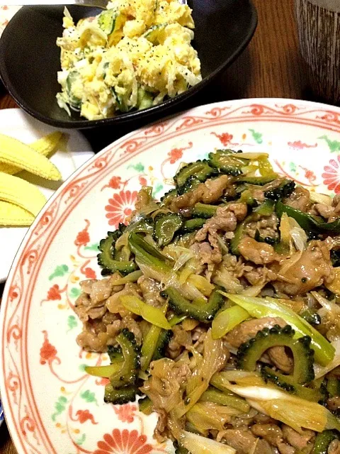 Snapdishの料理写真:ゴーヤと豚肉の味噌炒め・ポテトサラダ|kyoさん