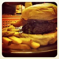 Burger & Fries|jhoanna marie saltingさん