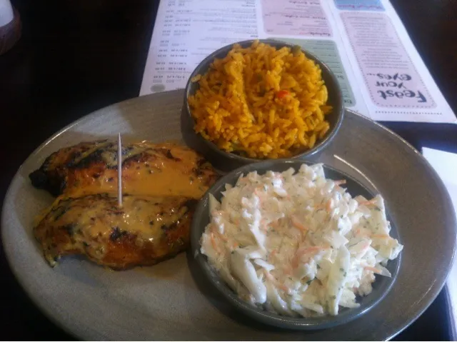 chicken butterfly with rice and coleslaw|Diepak Kisoensinghさん