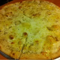 Snapdishの料理写真:pizza 4 queijos|dianaさん