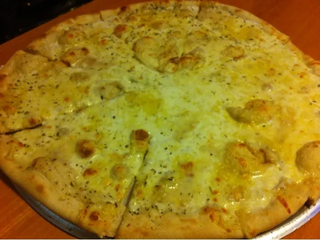 Snapdishの料理写真:pizza 4 queijos|dianaさん