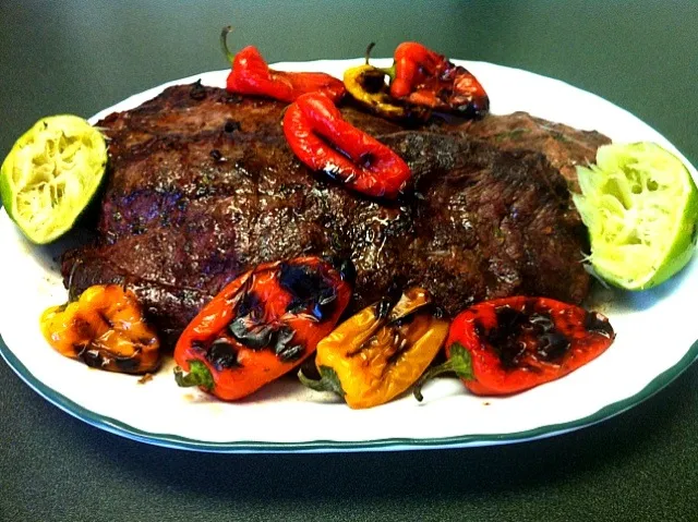 Snapdishの料理写真:Cilantro-Lime Flatiron Steaks w/Sweet Peppers|Lou Valenciaさん