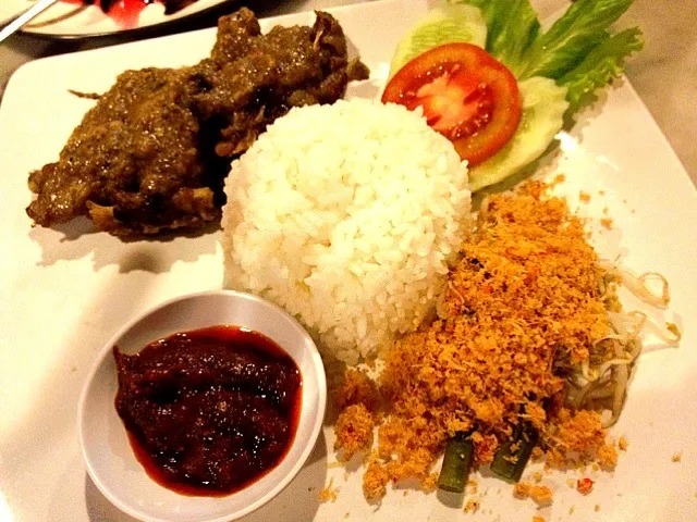 BEDJO Bebek Ketemu Jodoh @KopitiamOey|Iwan Setiawanさん