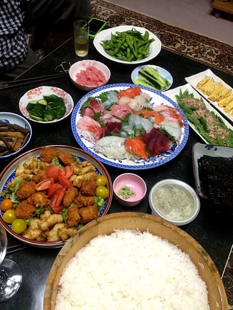 手巻き（＾∇＾）友達も一緒に実家ご飯（＾∇＾）|しーさん