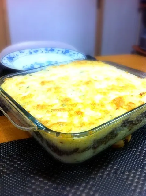 Snapdishの料理写真:escondidinho de carne seca|lucia inoueさん