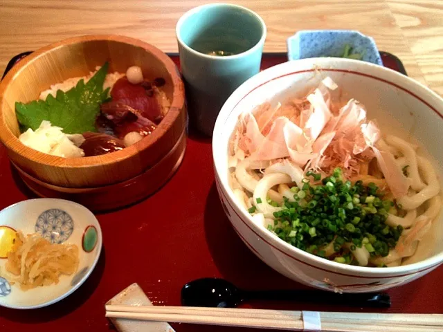 伊勢 醤油うどん|フロリナさん