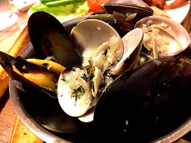 Mussels & Clams in white wine|prissyさん