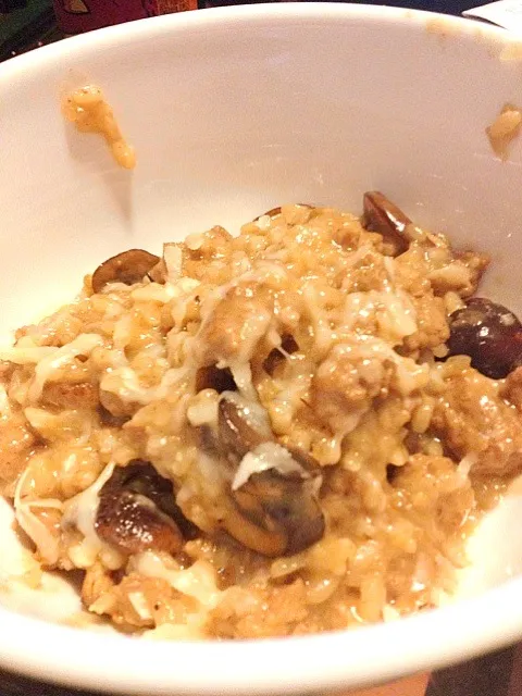 Snapdishの料理写真:sausage and mushroom risotto woth gruyere cheese|kateさん