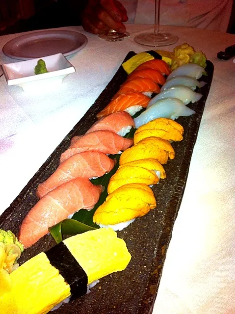 sushi assortment|Justin Tylerさん