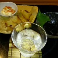 Snapdishの料理写真:エイヒレ。  蛍いか沖漬け。芋焼酎|ゆずさん