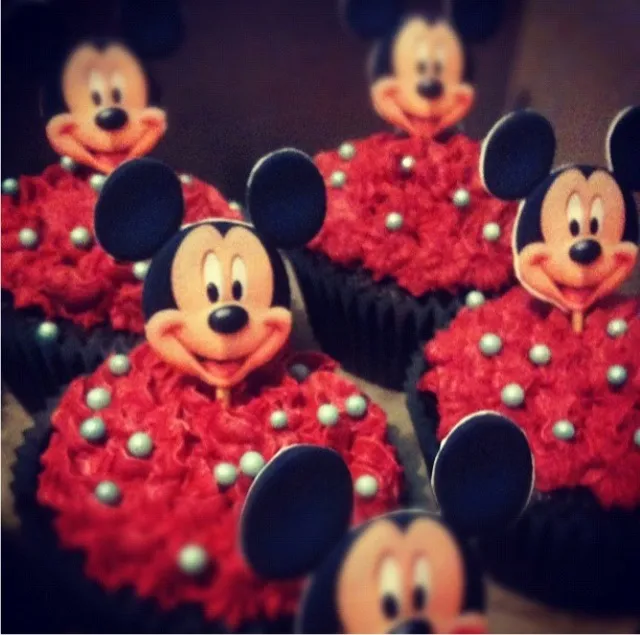 Mickey Mouse Cupcakes|kurt drysdaleさん