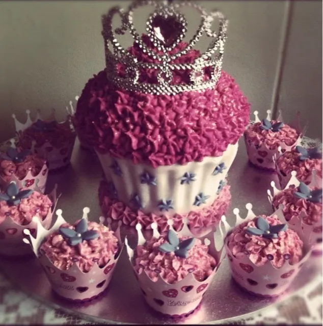 Princess Themed Cupcakes|kurt drysdaleさん