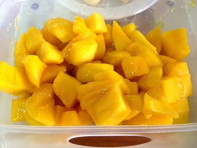 sliced mango|ken miyahiraさん